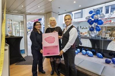 Anmietungs-Fonds: Ein Geschäft für Änderungs- und Reparaturarbeiten für Stoffe und Bekleidung gibt es nun am oberen Westenhellweg 